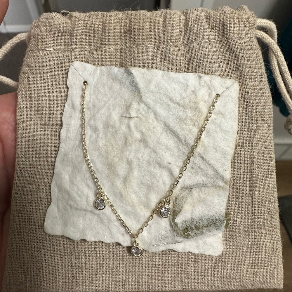 Gold plated 3 stone necklace